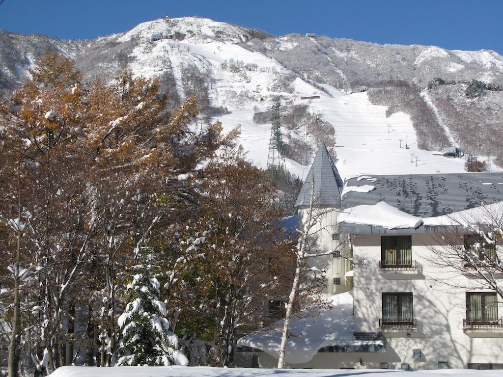 Grindelwald Hotell Yuzawa  Exteriör bild
